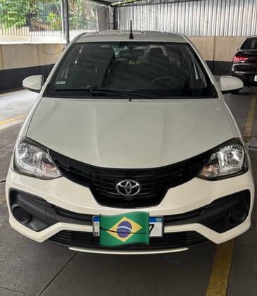 TOYOTA ETIOS 1.3 X 16V FLEX 4P MANUAL TOYOTA ETIOS 1.3 X 16V FLEX 4P MANUAL